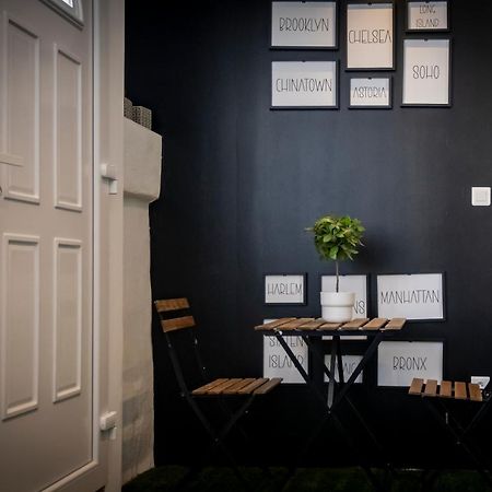 Superbe Appartement Avec Patio Nîmes Buitenkant foto